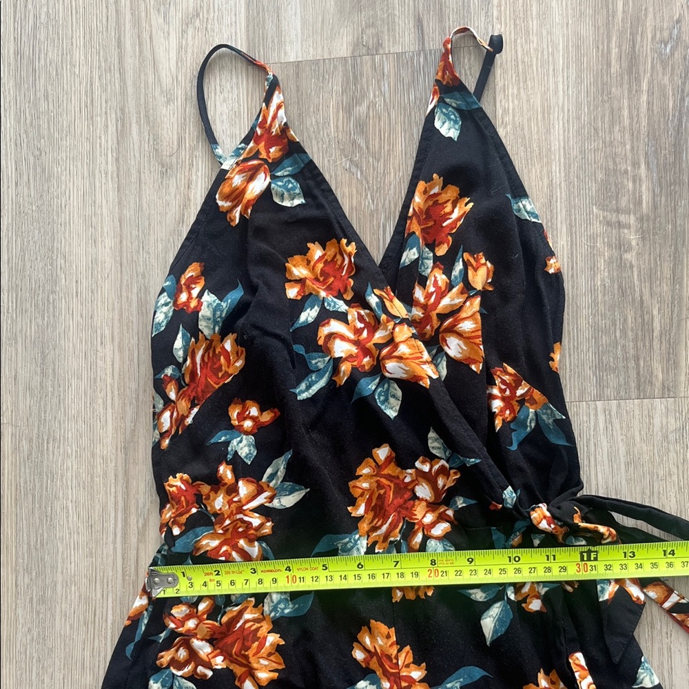Floral Wide Leg Jumpsuit - Picture 2 of 9